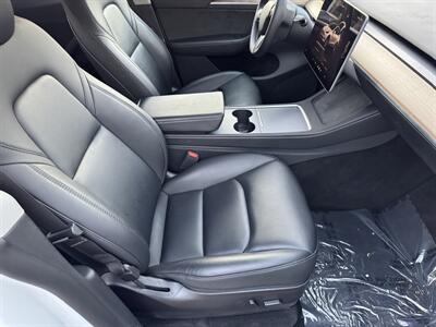 2022 Tesla Model Y Long Range   - Photo 50 - Studio City, CA 91604