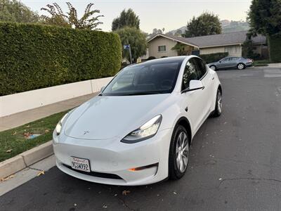2022 Tesla Model Y Long Range   - Photo 5 - Studio City, CA 91604