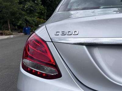 2017 Mercedes-Benz C 300 - Photo 20 - Studio City, CA 91604