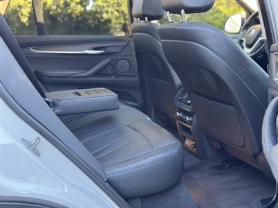 2016 BMW X5 xDrive40e   - Photo 63 - Studio City, CA 91604