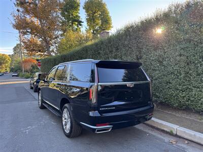 2022 Cadillac Escalade ESV Premium Luxury - Photo 5 - Studio City, CA 91604