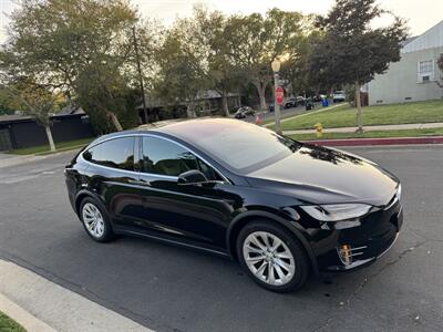 2021 Tesla Model X Long Range Plus - Photo 14 - Studio City, CA 91604
