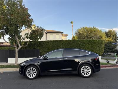 2021 Tesla Model X Long Range Plus - Photo 16 - Studio City, CA 91604