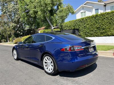 2016 Tesla Model S 90D   - Photo 14 - Studio City, CA 91604