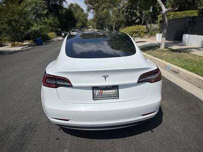 2018 Tesla Model 3 Long Range   - Photo 16 - Studio City, CA 91604