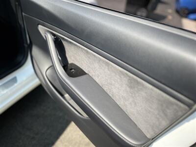 2018 Tesla Model 3 Long Range   - Photo 41 - Studio City, CA 91604