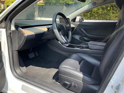 2018 Tesla Model 3 Long Range   - Photo 27 - Studio City, CA 91604