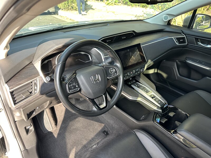 2018 Honda Clarity Touring photo 23