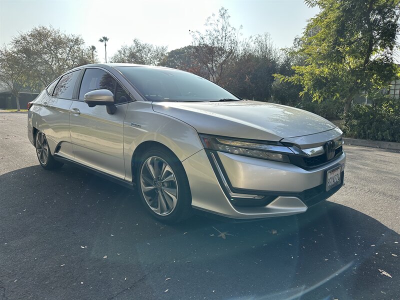 2018 Honda Clarity Touring photo 8