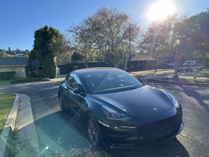 2022 Tesla Model 3 Long Range photo 11