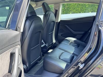 2022 Tesla Model 3   - Photo 23 - Studio City, CA 91604