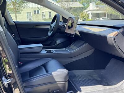 2022 Tesla Model 3   - Photo 35 - Studio City, CA 91604