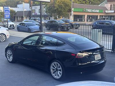 2022 Tesla Model 3   - Photo 10 - Studio City, CA 91604