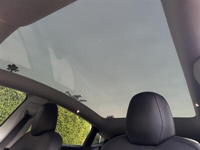 2020 Tesla Model Y Performance   - Photo 14 - Studio City, CA 91604