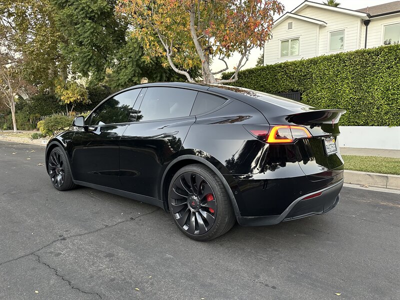 2020 Tesla Model Y Performance photo 3