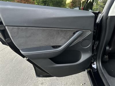 2020 Tesla Model Y Performance   - Photo 25 - Studio City, CA 91604