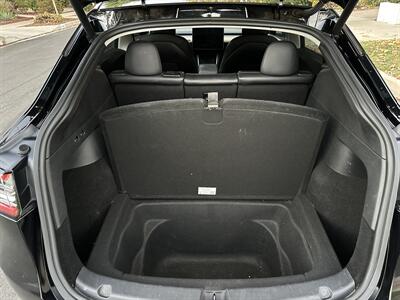 2020 Tesla Model Y Performance   - Photo 33 - Studio City, CA 91604