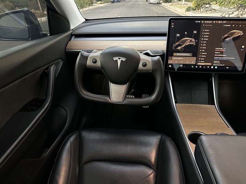 2020 Tesla Model Y Performance photo 17