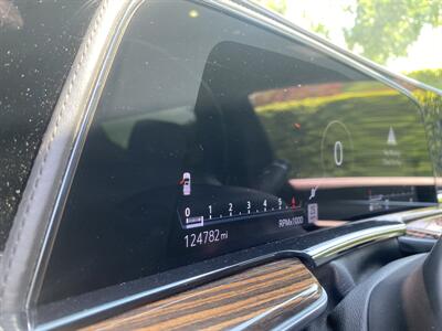 2021 Cadillac Escalade ESV Luxury   - Photo 21 - Studio City, CA 91604