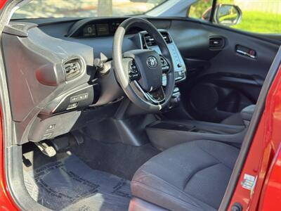 2022 Toyota Prius LE   - Photo 16 - Studio City, CA 91604