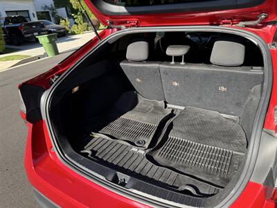 2022 Toyota Prius LE   - Photo 33 - Studio City, CA 91604