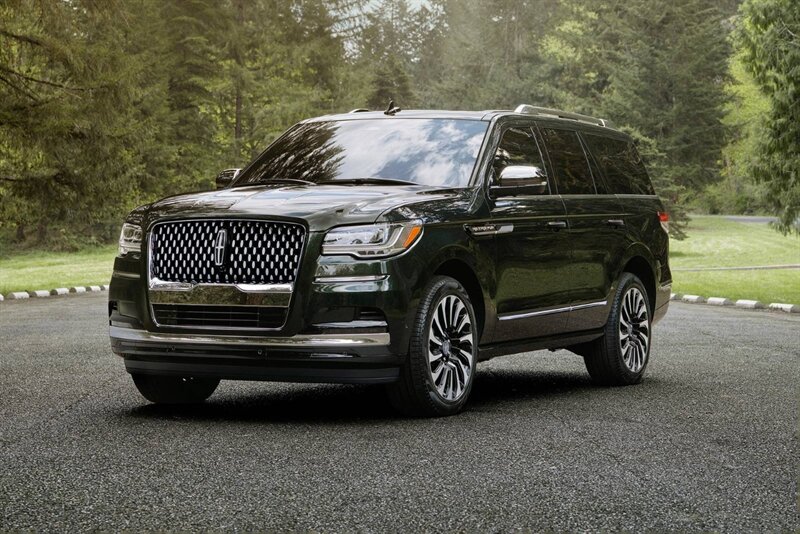 2022 Lincoln Navigator L Reserve   - Photo 1 - Studio City, CA 91604