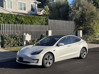 2022 Tesla Model 3   - Photo 1 - Studio City, CA 91604