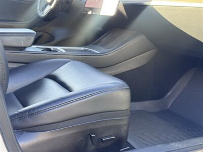 2022 Tesla Model 3   - Photo 21 - Studio City, CA 91604