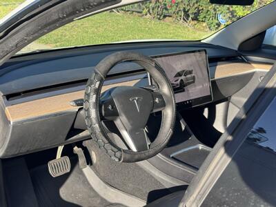2022 Tesla Model 3   - Photo 18 - Studio City, CA 91604