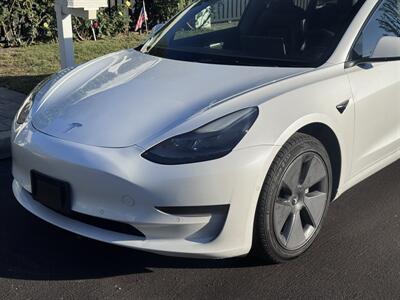 2022 Tesla Model 3   - Photo 5 - Studio City, CA 91604