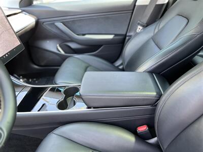 2019 Tesla Model 3 Standard Plus   - Photo 37 - Studio City, CA 91604