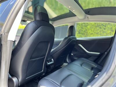 2019 Tesla Model 3 Standard Plus   - Photo 34 - Studio City, CA 91604