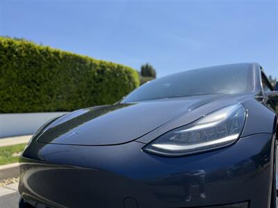 2019 Tesla Model 3 Standard Plus   - Photo 4 - Studio City, CA 91604