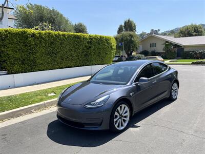 2019 Tesla Model 3 Standard Plus   - Photo 2 - Studio City, CA 91604
