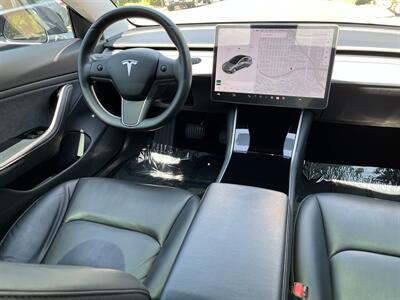 2019 Tesla Model 3 Standard Plus   - Photo 20 - Studio City, CA 91604