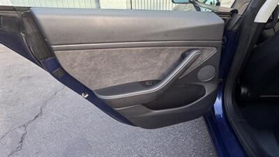 2022 Tesla Model 3 Long Range - Photo 24 - Studio City, CA 91604