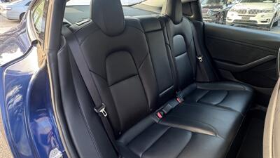 2022 Tesla Model 3 Long Range - Photo 19 - Studio City, CA 91604