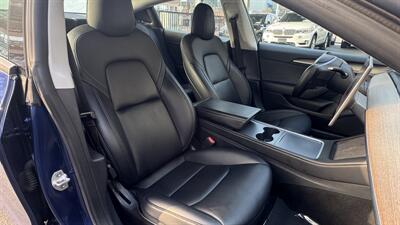 2022 Tesla Model 3 Long Range - Photo 20 - Studio City, CA 91604