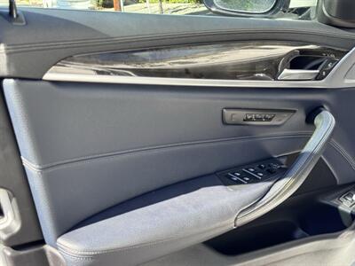 2018 BMW 5 Series 530e xDrive iPerformance - Photo 25 - Studio City, CA 91604