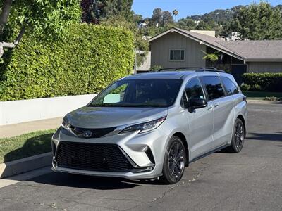 2021 Toyota Sienna XSE 7-Passenger   - Photo 3 - Studio City, CA 91604