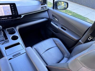 2021 Toyota Sienna XSE 7-Passenger   - Photo 29 - Studio City, CA 91604