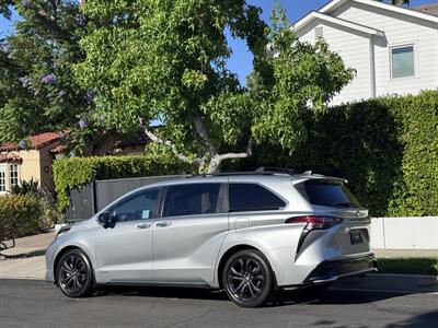 2021 Toyota Sienna XSE 7-Passenger   - Photo 11 - Studio City, CA 91604