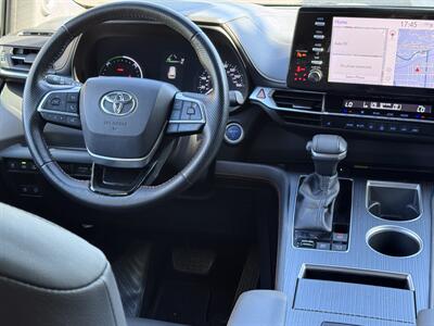 2021 Toyota Sienna XSE 7-Passenger   - Photo 21 - Studio City, CA 91604