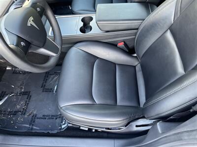 2022 Tesla Model 3 Long Range   - Photo 4 - Studio City, CA 91604