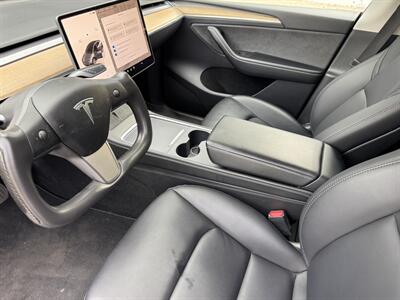 2023 Tesla Model Y Long Range   - Photo 38 - Studio City, CA 91604