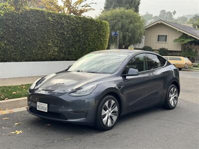 2023 Tesla Model Y Long Range   - Photo 1 - Studio City, CA 91604