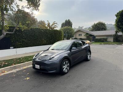 2023 Tesla Model Y Long Range   - Photo 7 - Studio City, CA 91604