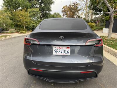 2023 Tesla Model Y Long Range   - Photo 22 - Studio City, CA 91604