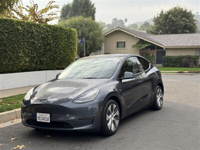 2023 Tesla Model Y Long Range   - Photo 2 - Studio City, CA 91604