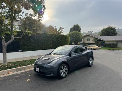 2023 Tesla Model Y Long Range   - Photo 6 - Studio City, CA 91604